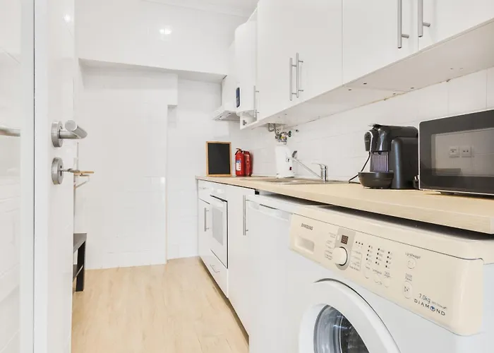 Appartement 1bdr Cozy Flat In Heart Of By Lovelystay *