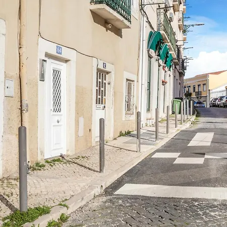 1bdr Cozy Flat In Heart Of By Lovelystay Appartement Lissabon